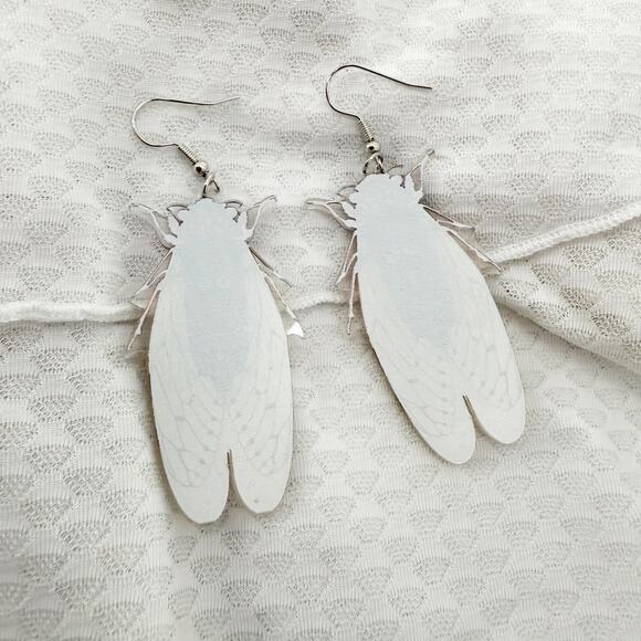Cicada Earrings, Cicada Jewelry, Nature Inspired Earrings, Acrylic Earrings - Picture 2 of 4